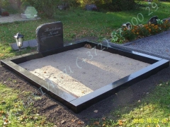 Hauapiire graniidist, PPP, ristlõikega 15x15cm, 2 hauakohta (laius 250cm, pikkus 250cm), serva laius 15cm, serva kõrgus 15cm, liiv