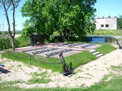 Paldiski kalmistule rajatud mälestusmärk, 1956. aastal 20. oktoobril uppunud allveelaeva PLM-200, hukkunud meeskonnaliikmetele