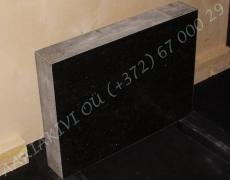 Hauakivi [027-4-10] 60x45x10cm, Poleeritud Saetud Saetud, must graniit